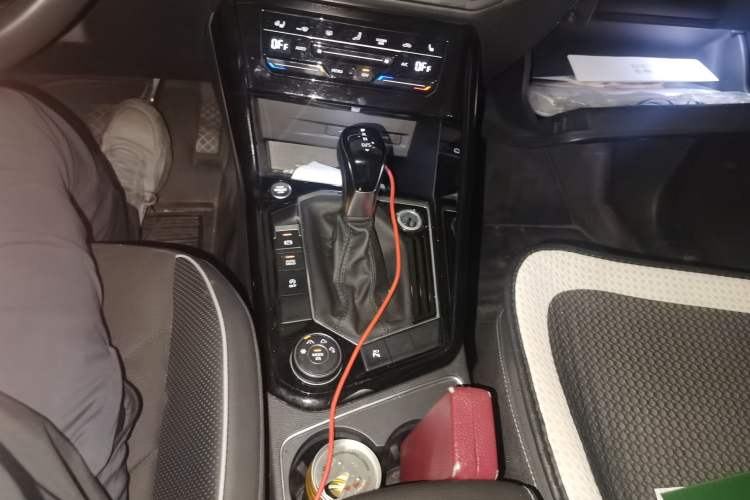 Used Volkswagen Tayron 2022 380TSI Four-Wheel Drive Luxury Connected Pro Version Gear Lever