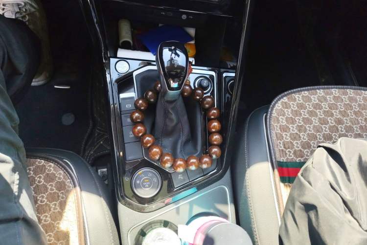 Used Volkswagen Tayron 2022 380TSI Four-Wheel Drive Luxury Connected Pro Version Gear Lever