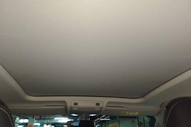 Used Volkswagen Tayron 2022 280TSI Two-Wheel Drive Luxury Smart Connectivity Version Headliner