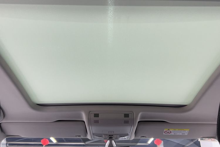 Used Volkswagen Tayron 2022 280TSI Two-Wheel Drive Luxury Smart Connectivity Version Headliner