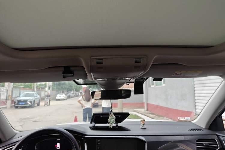 Used Volkswagen Tayron 2022 380TSI Four-Wheel Drive Luxury Connected Pro Version Headliner