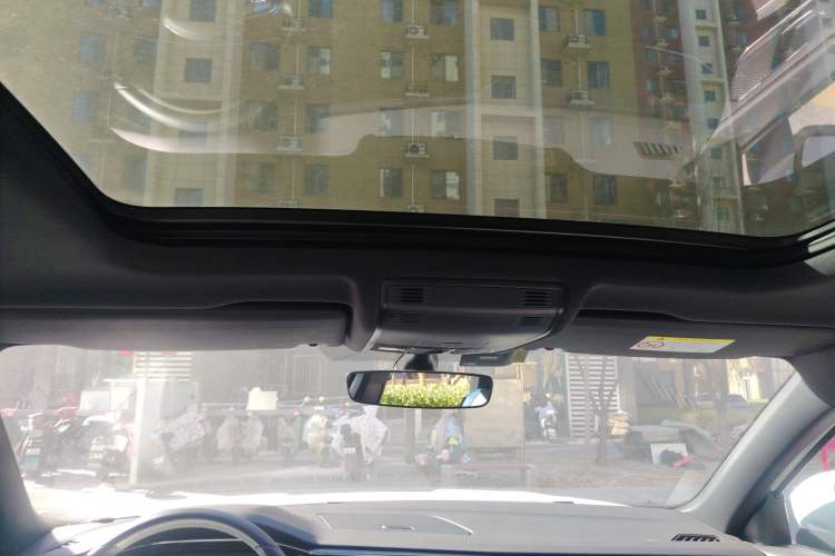 Used Volkswagen Tayron 2022 380TSI Four-Wheel Drive R-Line Connected Version Headliner