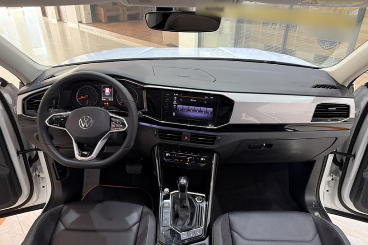 Used Volkswagen Tayron 2022 280TSI Two-Wheel Drive Luxury Smart Connectivity Version Interior 1