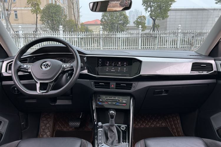 Used Volkswagen Tayron 2022 330TSI Two-Wheel Drive Luxury Smart Connectivity Version Interior 1