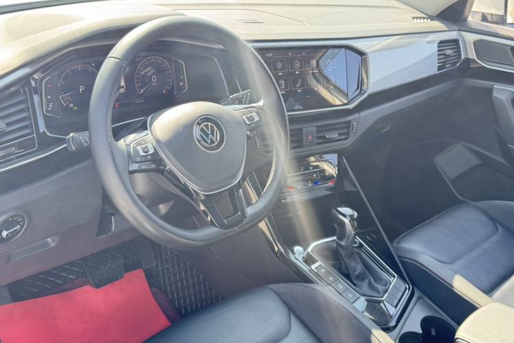 Used Volkswagen Tayron 2022 330TSI Two-Wheel Drive Luxury Smart Connectivity Version Interior 2