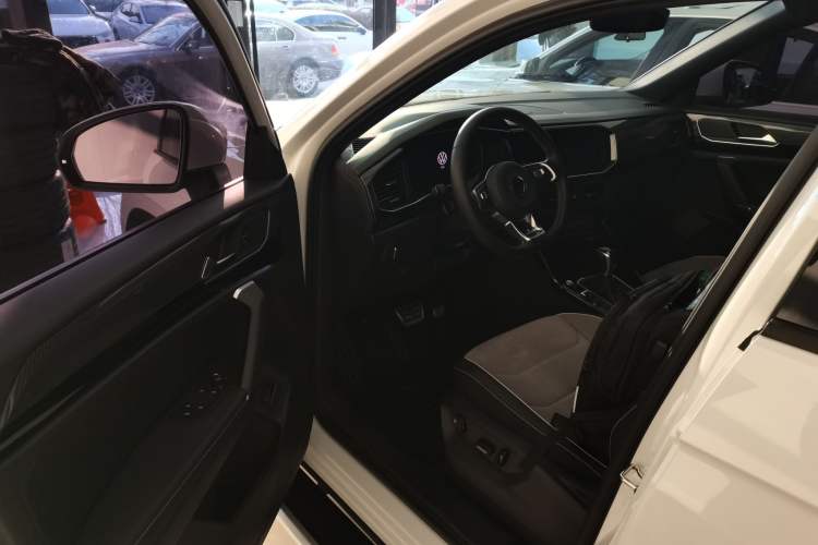 Used Volkswagen Tayron 2022 380TSI Four-Wheel Drive R-Line Connected Version Interior 3