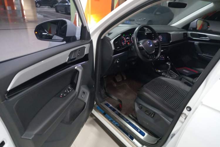Used Volkswagen Tayron 2022 280TSI Two-Wheel Drive Luxury Smart Connectivity Version Interior 3