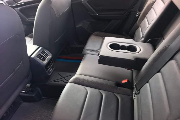 Used Volkswagen Tayron 2022 280TSI Two-Wheel Drive Luxury Smart Connectivity Version Interior 3