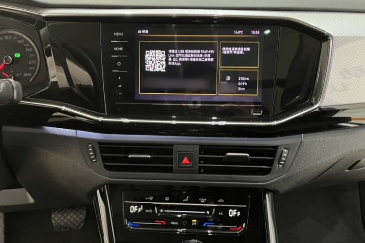 Used Volkswagen Tayron 2022 280TSI Two-Wheel Drive Luxury Smart Connectivity Version Interior 4