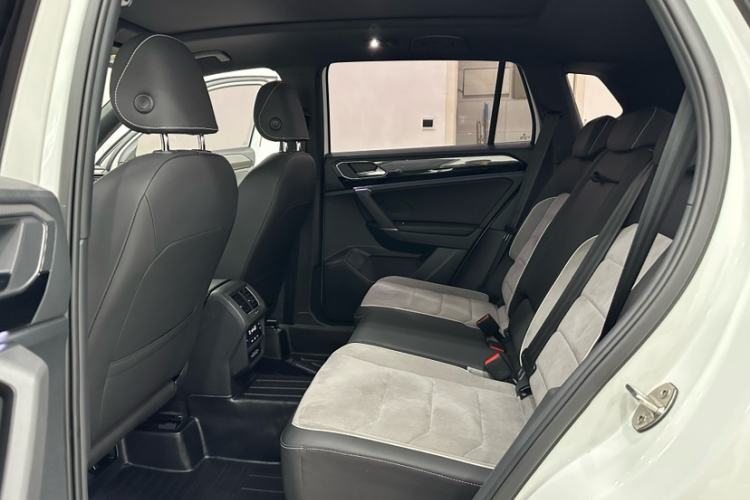 Used Volkswagen Tayron 2022 380TSI Four-Wheel Drive R-Line Connected Version Interior 6