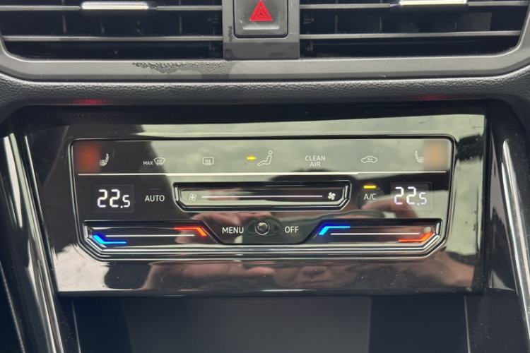 Used Volkswagen Tayron 2022 280TSI Two-Wheel Drive Luxury Smart Connectivity Version Interior 7