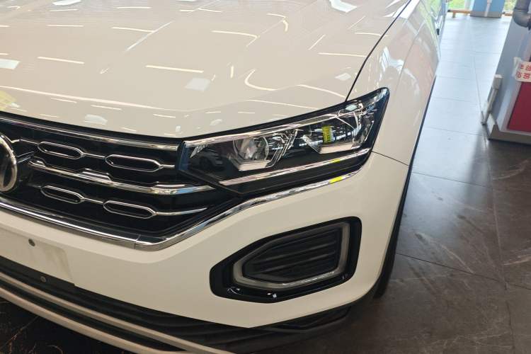 Used Volkswagen Tayron 2022 330TSI Two-Wheel Drive Luxury Connect Plus Version Left Front Headlight