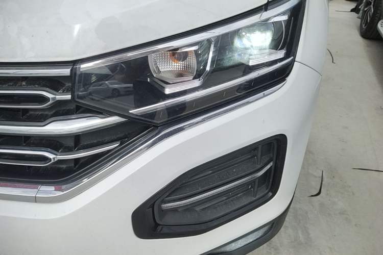Used Volkswagen Tayron 2022 280TSI Two-Wheel Drive Luxury Smart Connectivity Version Left Front Headlight