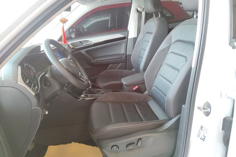 Used Volkswagen Tayron 2022 280TSI Two-Wheel Drive Luxury Smart Connectivity Version Left Front Seat