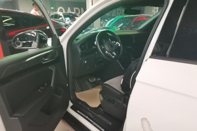 Used Volkswagen Tayron 2022 380TSI Four-Wheel Drive R-Line Connected Version Left Front Seat