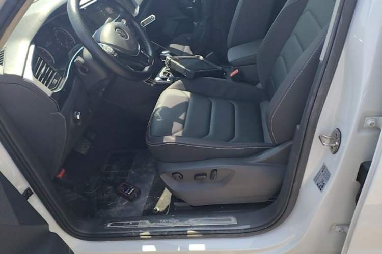 Used Volkswagen Tayron 2022 280TSI Two-Wheel Drive Luxury Smart Connectivity Version Left Front Seat