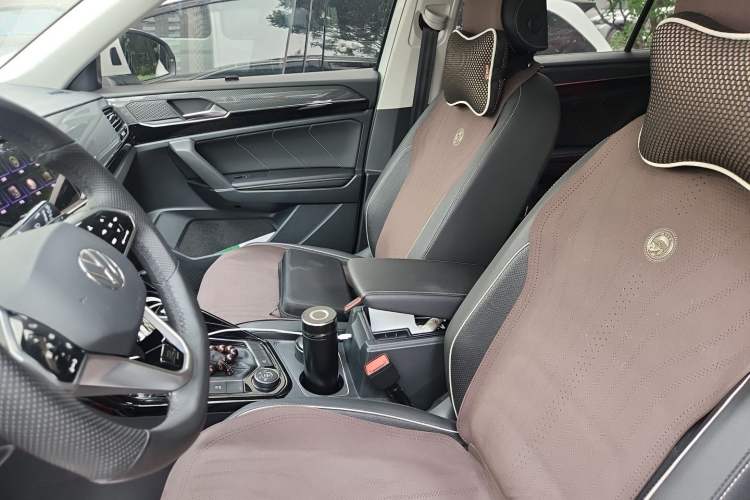 Used Volkswagen Tayron 2022 380TSI Four-Wheel Drive Luxury Connected Pro Version Left Front Seat