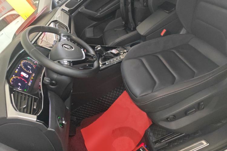 Used Volkswagen Tayron 2022 330TSI Two-Wheel Drive Luxury Smart Connectivity Version Left Front Seat