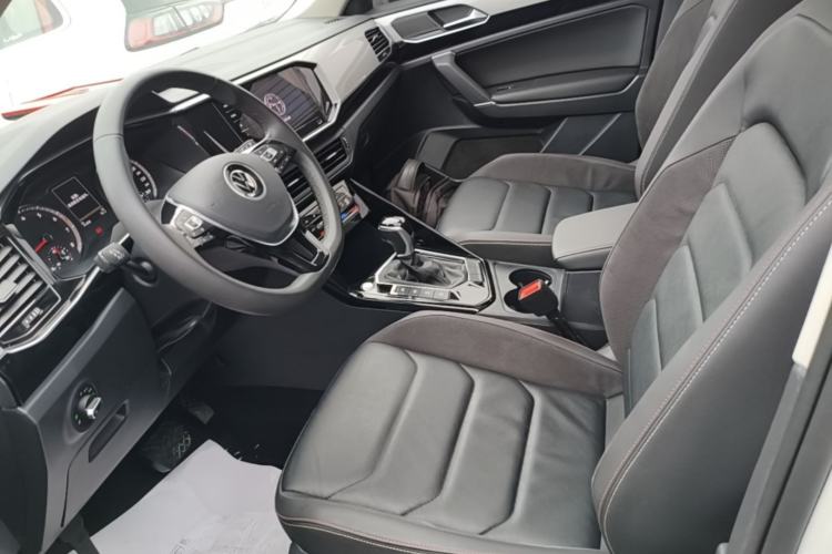 Used Volkswagen Tayron 2022 280TSI Two-Wheel Drive Luxury Smart Connectivity Version Left Front Seat