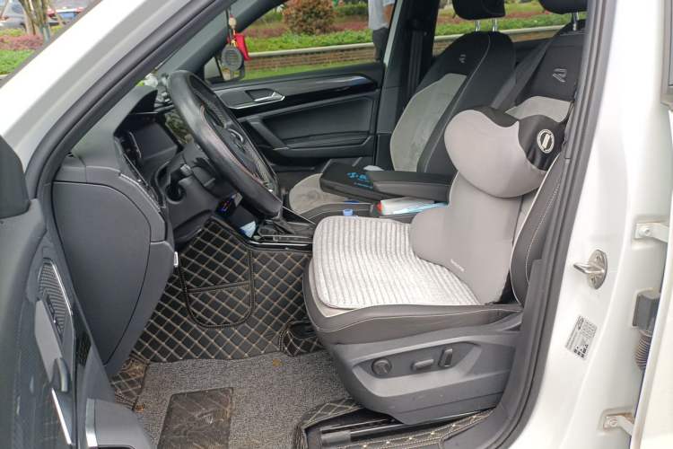 Used Volkswagen Tayron 2022 380TSI Four-Wheel Drive R-Line Connected Version Left Front Seat
