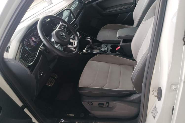 Used Volkswagen Tayron 2022 380TSI Four-Wheel Drive R-Line Connected Version Left Front Seat