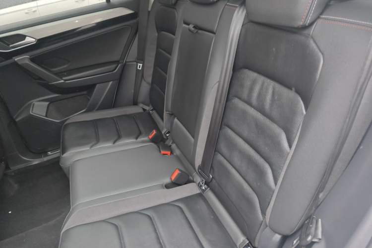 Used Volkswagen Tayron 2022 280TSI Two-Wheel Drive Luxury Smart Connectivity Version Left Rear Seat