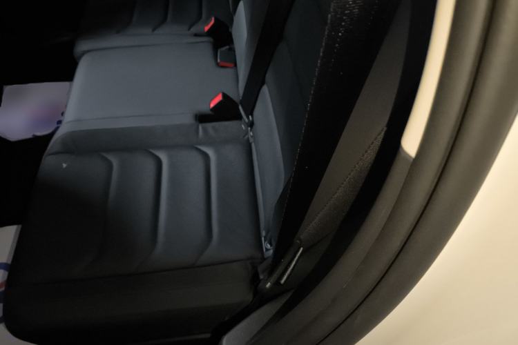 Used Volkswagen Tayron 2022 280TSI Two-Wheel Drive Luxury Smart Connectivity Version Left Rear Seat