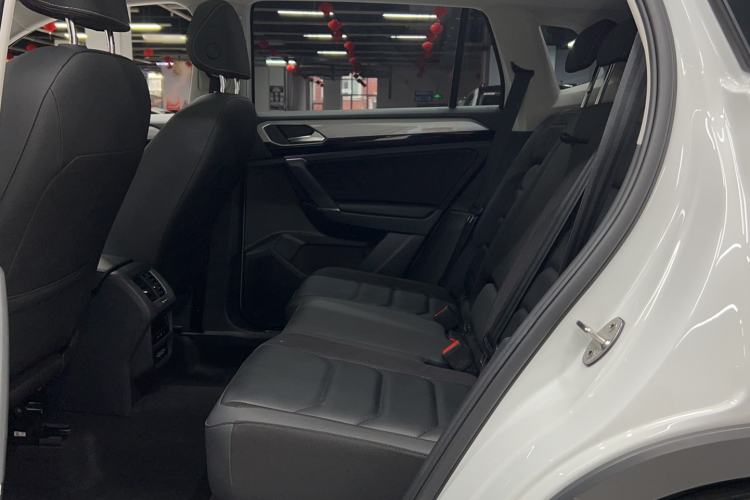 Used Volkswagen Tayron 2022 280TSI Two-Wheel Drive Luxury Smart Connectivity Version Left Rear Seat