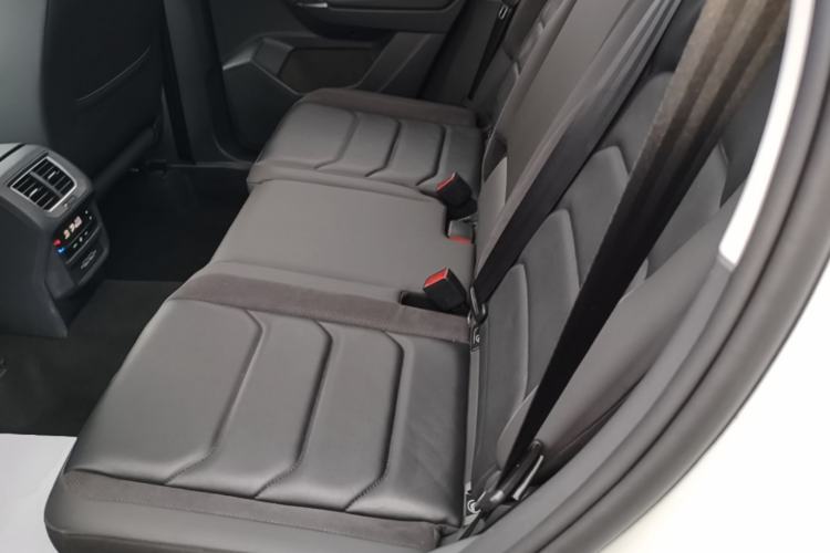 Used Volkswagen Tayron 2022 280TSI Two-Wheel Drive Luxury Smart Connectivity Version Left Rear Seat