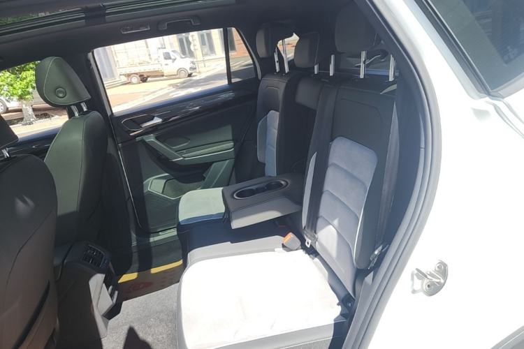 Used Volkswagen Tayron 2022 380TSI Four-Wheel Drive R-Line Connected Version Left Rear Seat