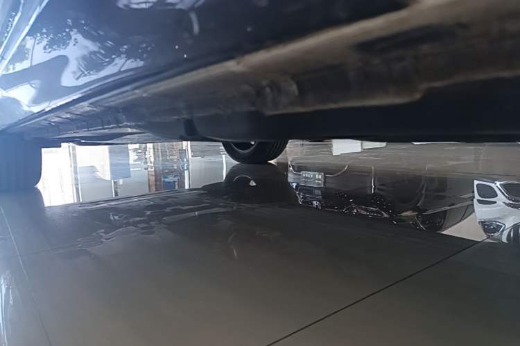 Used Volkswagen Tayron 2022 380TSI Four-Wheel Drive R-Line Connected Version Left Side Sill