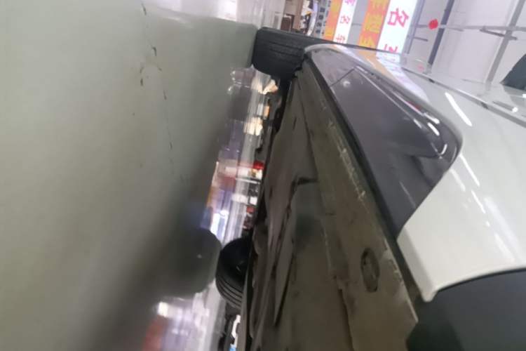 Used Volkswagen Tayron 2022 380TSI Four-Wheel Drive R-Line Connected Version Left Side Sill