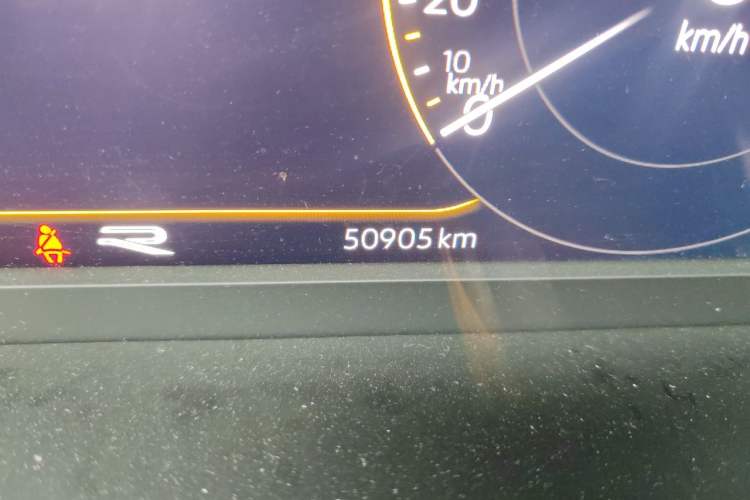 Used Volkswagen Tayron 2022 380TSI Four-Wheel Drive R-Line Connected Version Odometer Close Up
