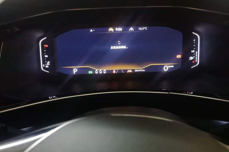 Used Volkswagen Tayron 2022 380TSI Four-Wheel Drive Luxury Connected Pro Version Odometer Close Up