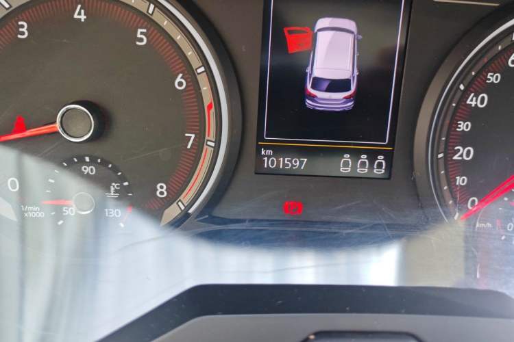 Used Volkswagen Tayron 2022 330TSI Two-Wheel Drive Luxury Smart Connectivity Version Odometer Close Up