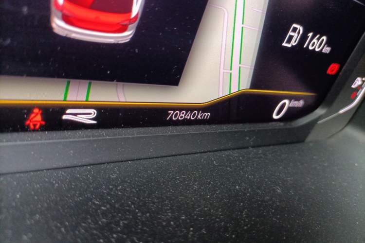 Used Volkswagen Tayron 2022 380TSI Four-Wheel Drive R-Line Connected Version Odometer Close Up
