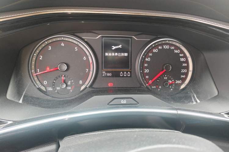 Used Volkswagen Tayron 2022 280TSI Two-Wheel Drive Luxury Smart Connectivity Version Odometer Close Up