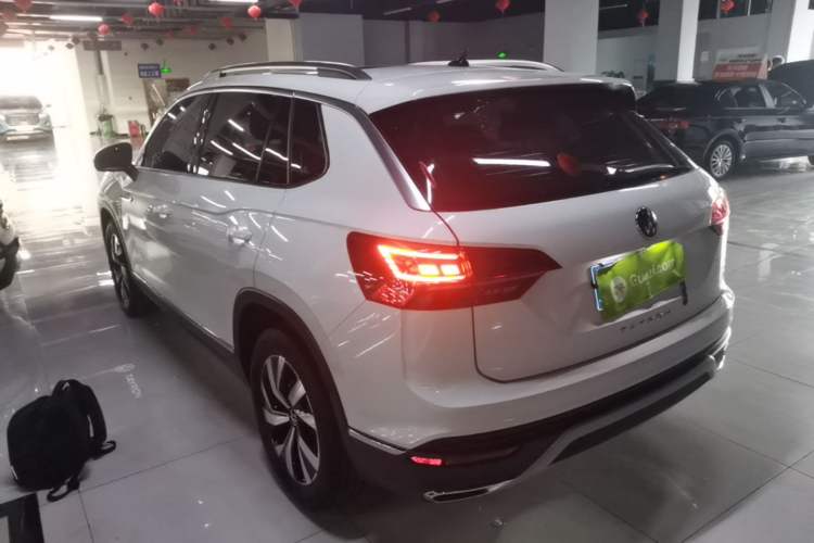 Used Volkswagen Tayron 2022 280TSI Two-Wheel Drive Luxury Smart Connectivity Version Rear Left 45 Deg