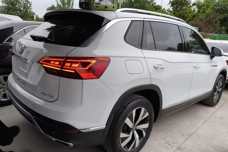 Used Volkswagen Tayron 2022 280TSI Two-Wheel Drive Luxury Smart Connectivity Version Rear Right 45 Deg