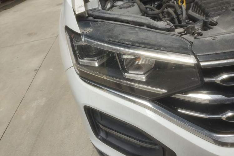 Used Volkswagen Tayron 2022 280TSI Two-Wheel Drive Luxury Smart Connectivity Version Right Front Headlight
