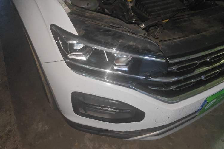 Used Volkswagen Tayron 2022 280TSI Two-Wheel Drive Luxury Smart Connectivity Version Right Front Headlight