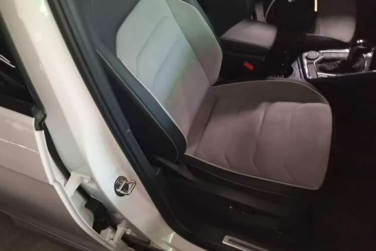 Used Volkswagen Tayron 2022 380TSI Four-Wheel Drive R-Line Connected Version Right Front Seat