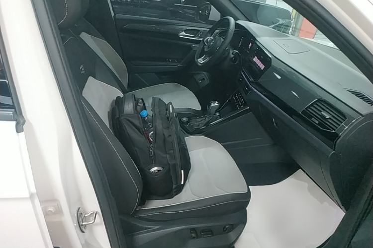 Used Volkswagen Tayron 2022 380TSI Four-Wheel Drive R-Line Connected Version Right Front Seat