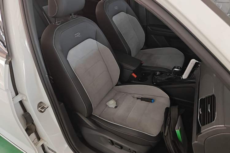 Used Volkswagen Tayron 2022 380TSI Four-Wheel Drive R-Line Connected Version Right Front Seat