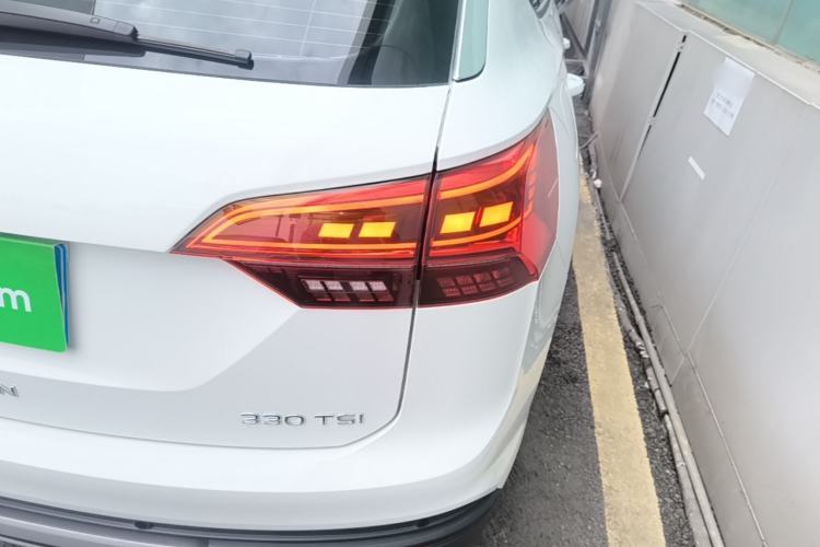 Used Volkswagen Tayron 2022 330TSI Two-Wheel Drive Luxury Smart Connectivity Version Right Rear Taillight