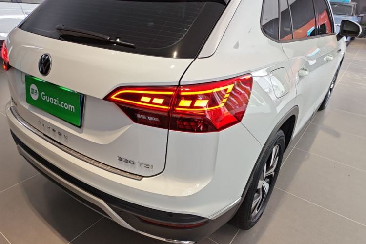 Used Volkswagen Tayron 2022 330TSI Two-Wheel Drive Luxury Smart Connectivity Version Right Rear Taillight
