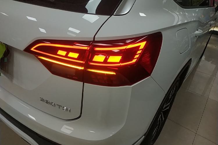 Used Volkswagen Tayron 2022 380TSI Four-Wheel Drive R-Line Connected Version Right Rear Taillight
