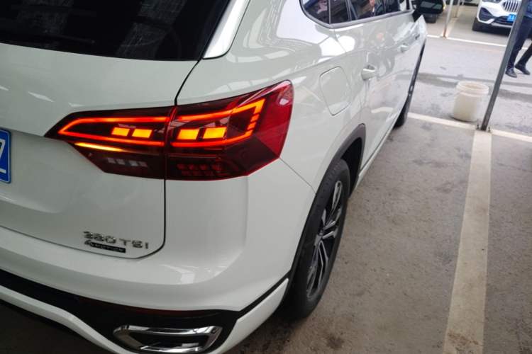 Used Volkswagen Tayron 2022 380TSI Four-Wheel Drive R-Line Connected Version Right Rear Taillight
