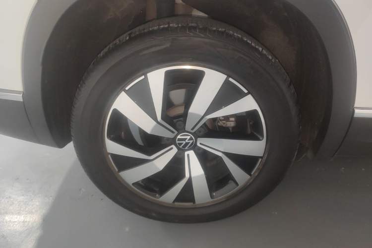 Used Volkswagen Tayron 2022 280TSI Two-Wheel Drive Luxury Smart Connectivity Version Right Rear Wheel Hub