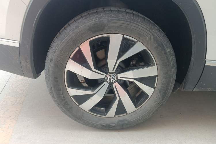 Used Volkswagen Tayron 2022 280TSI Two-Wheel Drive Luxury Smart Connectivity Version Right Rear Wheel Hub
